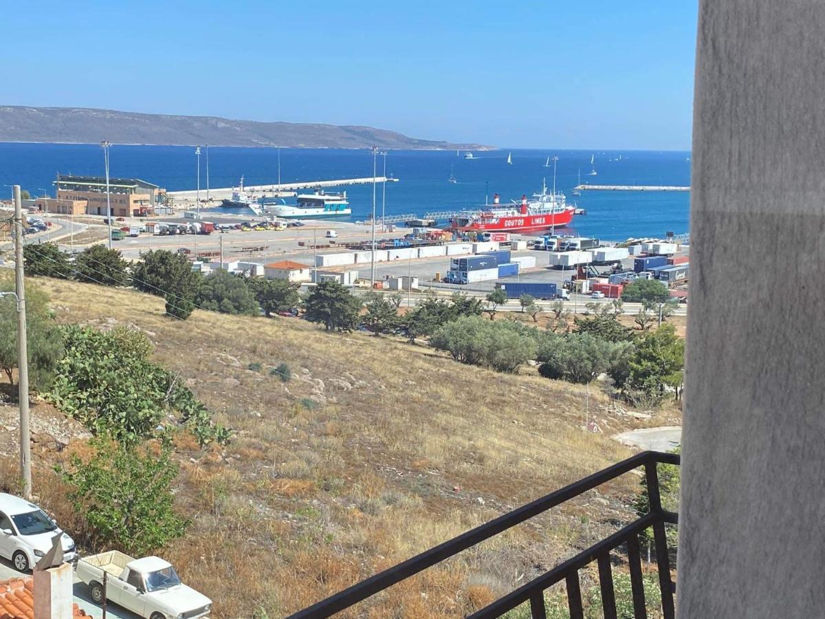 Ferienwohnung Lavrio 1Bdr Penthouse 7 Min On Foot From The Port Exterior foto