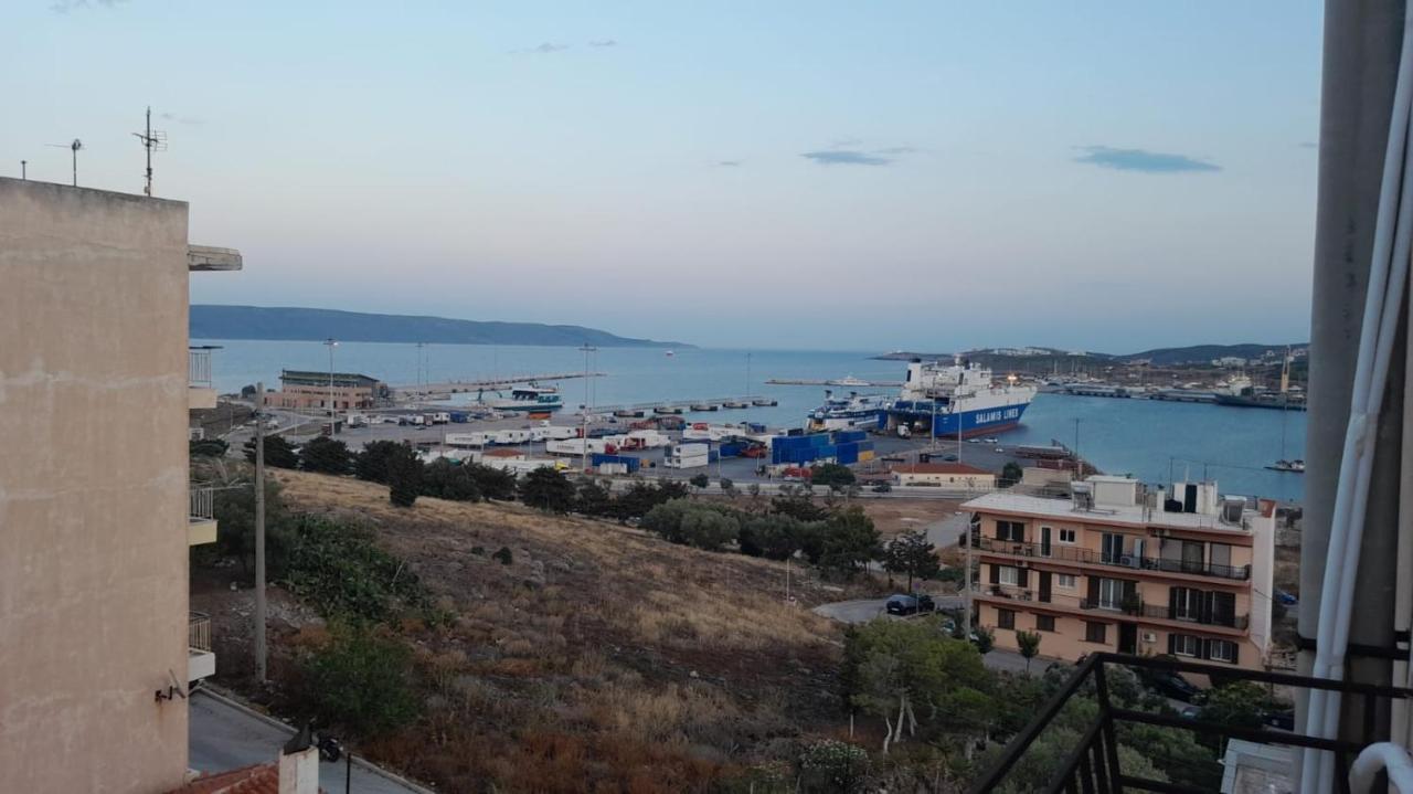 Ferienwohnung Lavrio 1Bdr Penthouse 7 Min On Foot From The Port Exterior foto