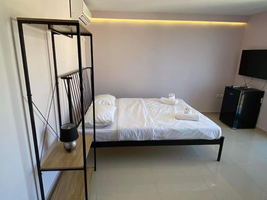 Ferienwohnung Lavrio 1Bdr Penthouse 7 Min On Foot From The Port Exterior foto
