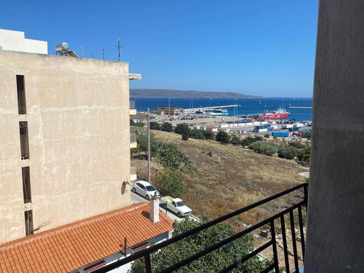 Ferienwohnung Lavrio 1Bdr Penthouse 7 Min On Foot From The Port Exterior foto